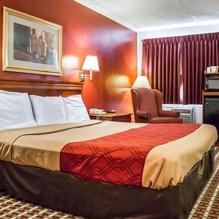 Econo Lodge Уилямспорт Екстериор снимка