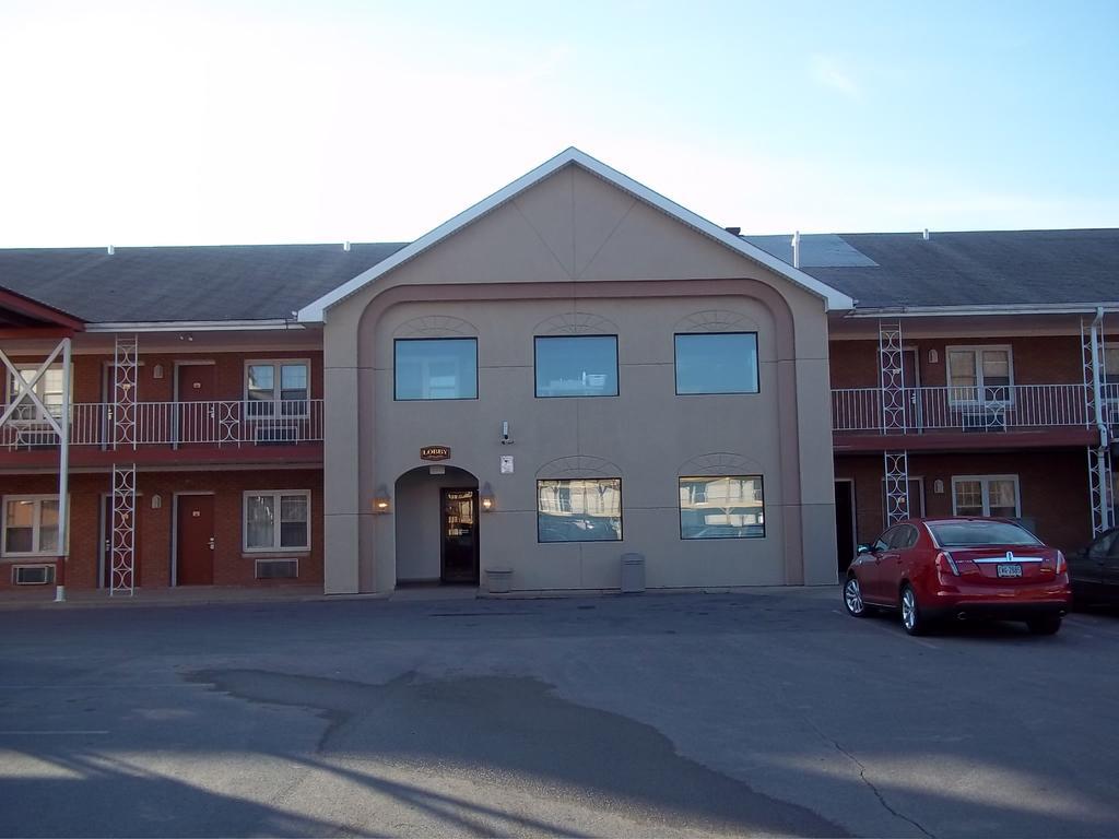 Econo Lodge Уилямспорт Екстериор снимка